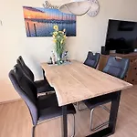 Suedstrand-ferienwohnung-suhr