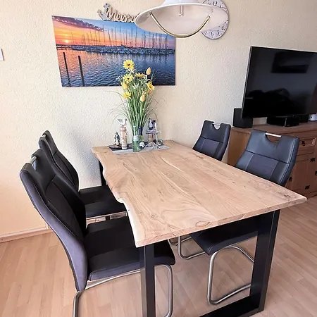 Suedstrand-ferienwohnung-suhr
